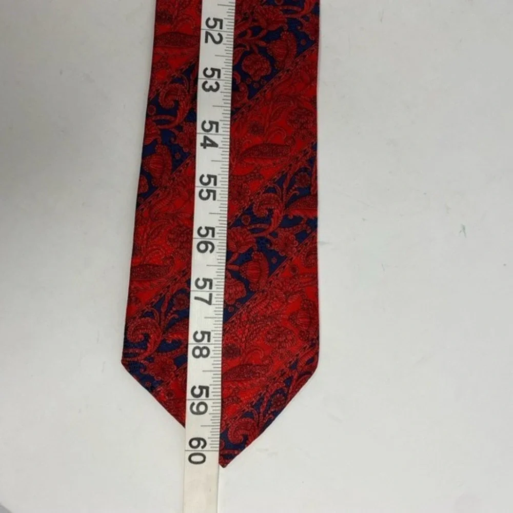Lanvin Paris 100% Silk Tie Red Floral Paisley Pattern Made in France Old Money‎